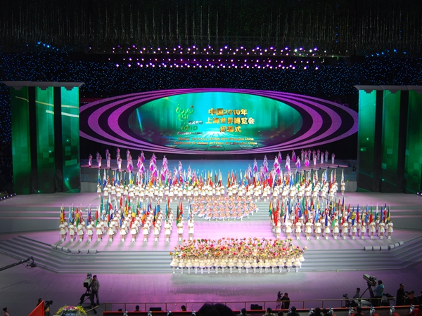 上海世博会开闭幕式舞台全彩显示屏