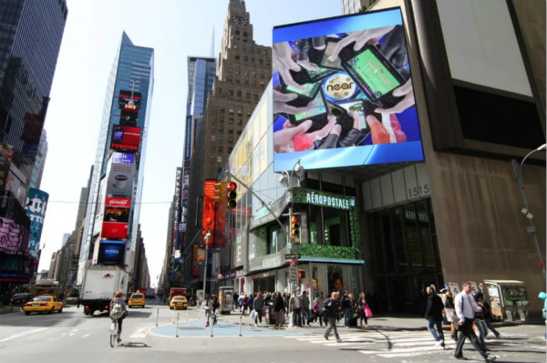 Broadway 1515号，400㎡显示屏