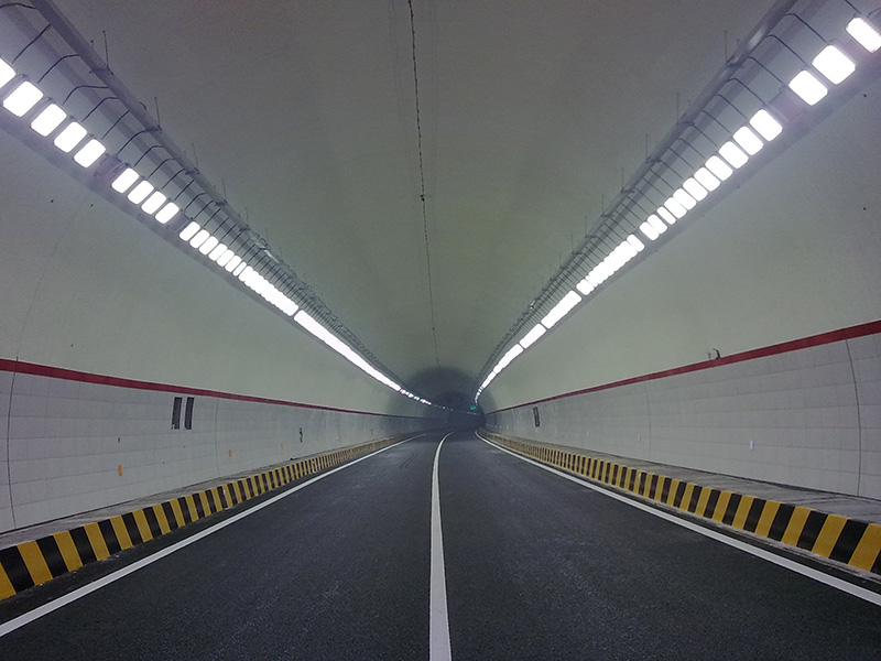 隧道感应照明灯,led照明,隧道灯,隧道照明