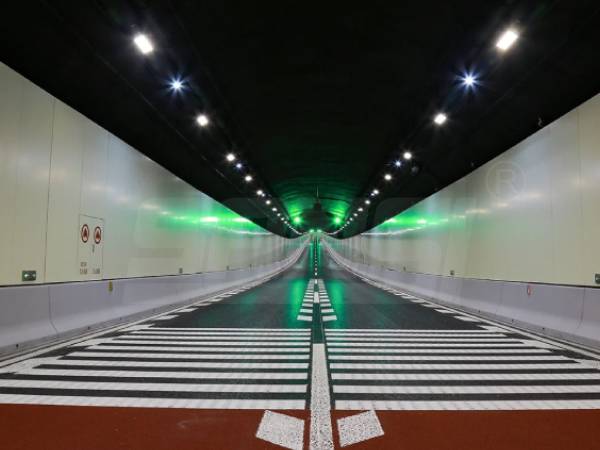 上海,银都路,越江隧道,隧道照明,照明案例