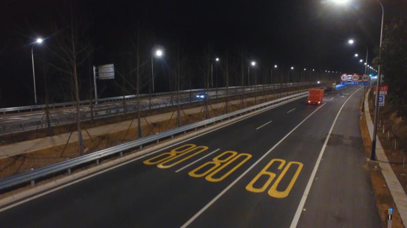 智慧路灯,道路照明,LED路灯,助力城市,多维场景升级