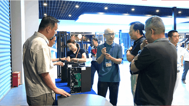 浙江省,固态光源行业协会,莅临上海三思参观交流,共谋合作发展,新篇章