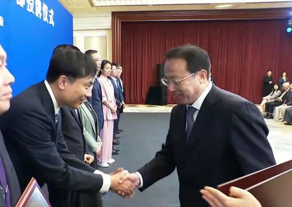 LED显示屏,LED显示屏厂家,LED照明厂家,照明解决方案,显示屏解决方案