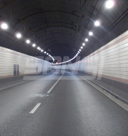 大连路隧道照明
