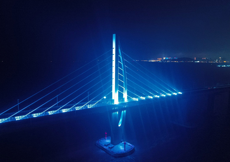 港珠澳大桥照明