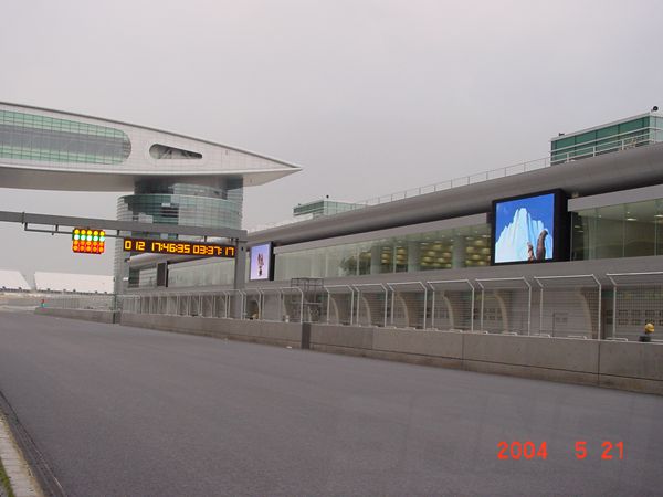 上海F1赛车场室内全彩led显示屏