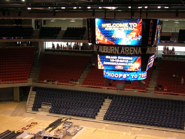 美国亚拉巴马州奥本大学体育场led室内全彩显示屏