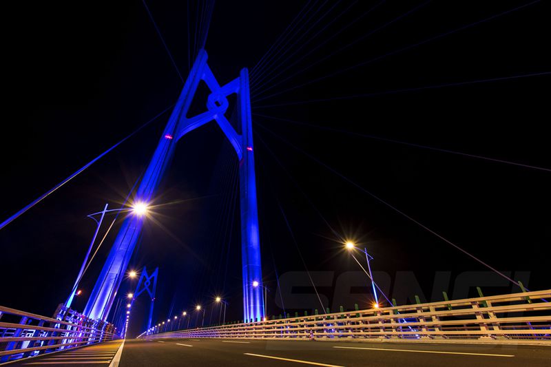 港珠澳大桥LED景观照明灯