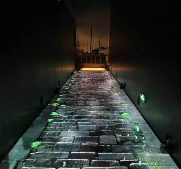“雨巷”采用上海三思LED互动地板屏
