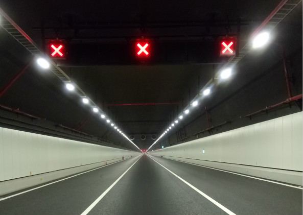港珠澳大桥LED隧道灯