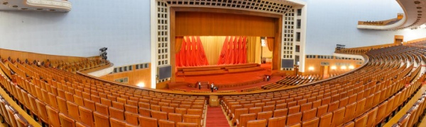 三思会议室显示屏