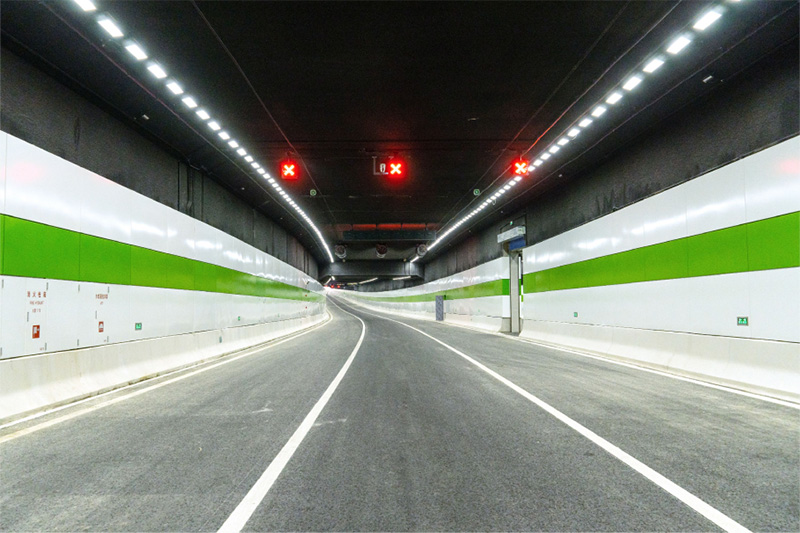 公路隧道的眩光是如何形成的