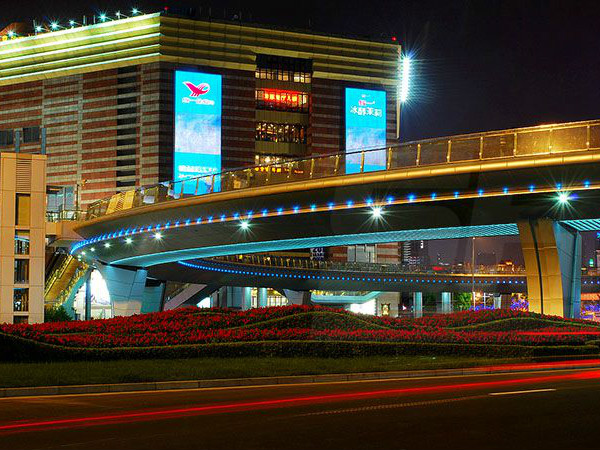 上海陆家嘴环路景观照明
